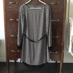 A|X long sleeve tie waist houndstooth dress